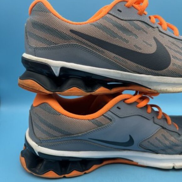 Nike Mens Reax Run 9 Running Shoes Orange 653617-402 Lace Up Low Top Mesh 11 - Picture 2 of 10